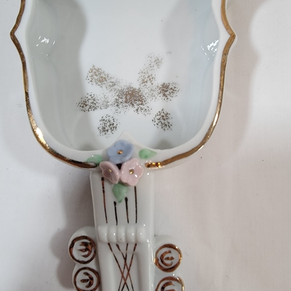 Vtg 3 Piece Porcelain Hand Painted Violin Wall Pocket/Plaque w Music Notes Japan - Picture 11 of 13